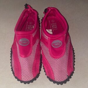 SwimWays Women's Water Shoes in Vibrant Pink